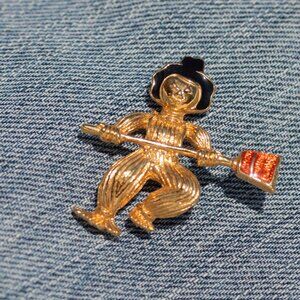 Vintage Happy Scarecrow Pin | Halloween Holiday Jewelry | Retro Fall Fashion
